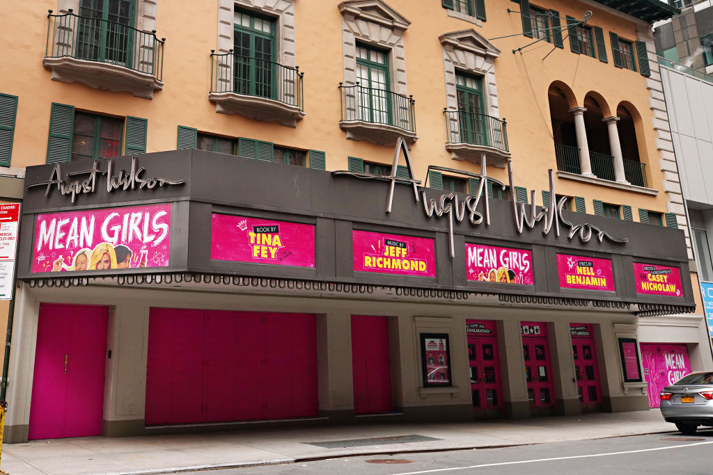 CR8 Agency and Paramount Pictures Join Forces For An Exclusive VIP Private Screening Of Mean Girls, A Timeless Film Reborn As A Musical